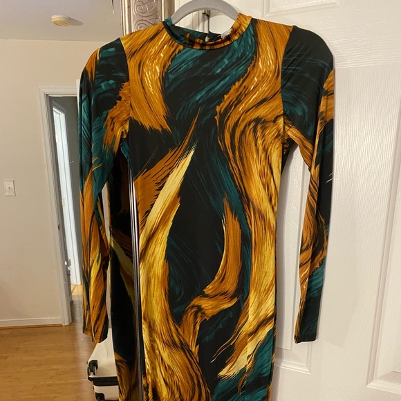 New with Tags - Picture 3 of 4